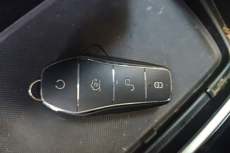 Used BYD Song MAX New Energy 2022 DM-i 105KM Executive Edition Interior 1