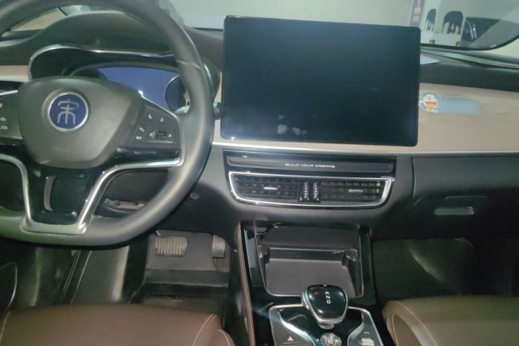 Used BYD Song MAX New Energy 2022 DM-i 105KM Executive Edition Interior 2