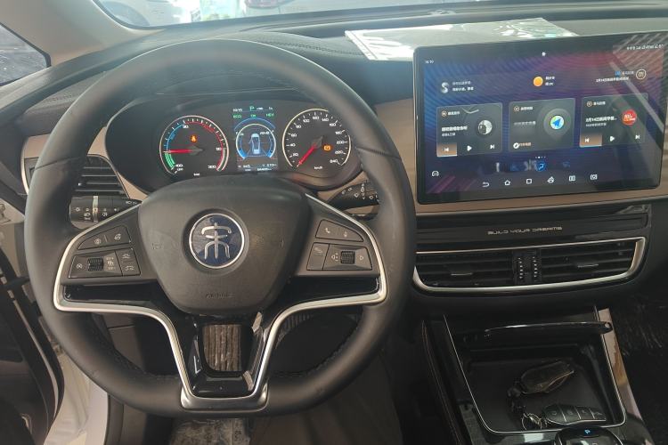 Used BYD Song MAX New Energy 2022 DM-i 105KM Flagship Model Interior 2