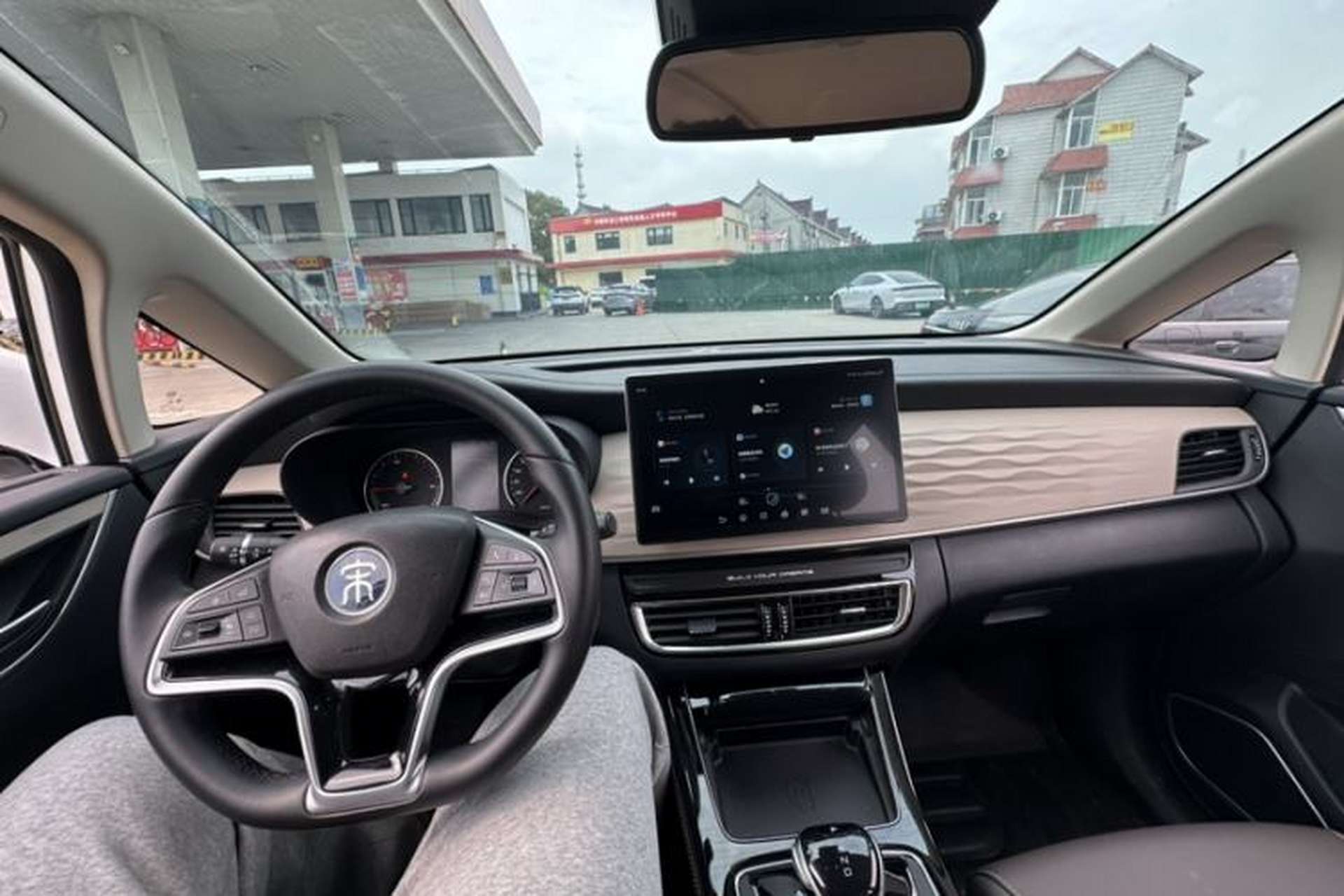 Used BYD Song MAX New Energy 2022 DM-i 105KM Flagship Model Interior 8