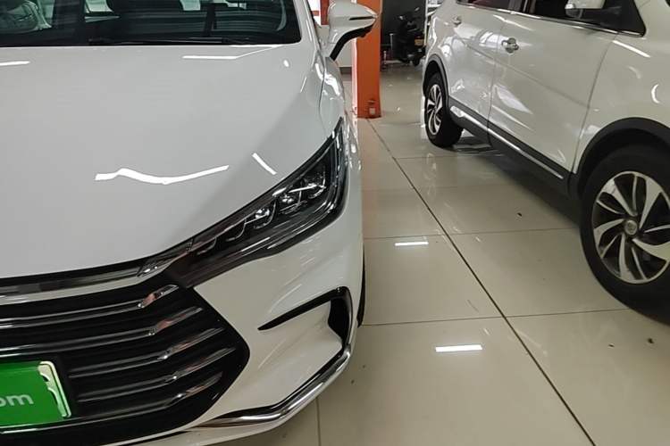 Used BYD Song MAX New Energy 2022 DM-i 105KM Prestige Model Left Front Headlight