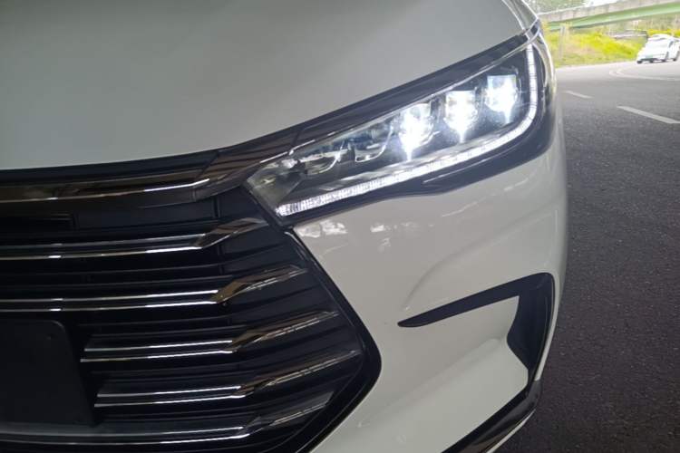 Used BYD Song MAX New Energy 2022 DM-i 105KM Executive Edition Left Front Headlight