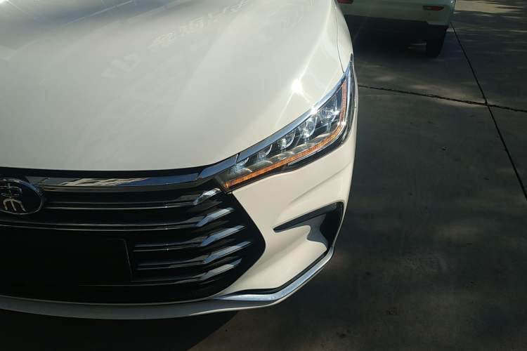 Used BYD Song MAX New Energy 2022 DM-i 105KM Flagship Model Left Front Headlight