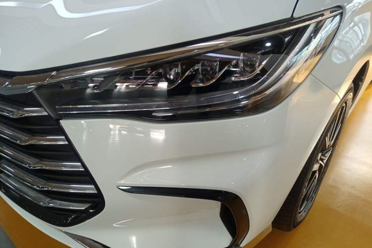 Used BYD Song MAX New Energy 2022 DM-i 105KM Executive Edition Left Front Headlight