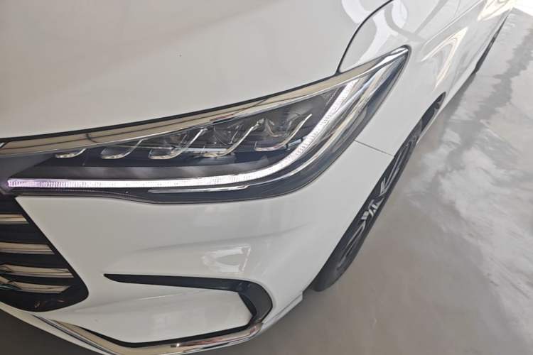 Used BYD Song MAX New Energy 2022 DM-i 105KM Executive Edition Left Front Headlight