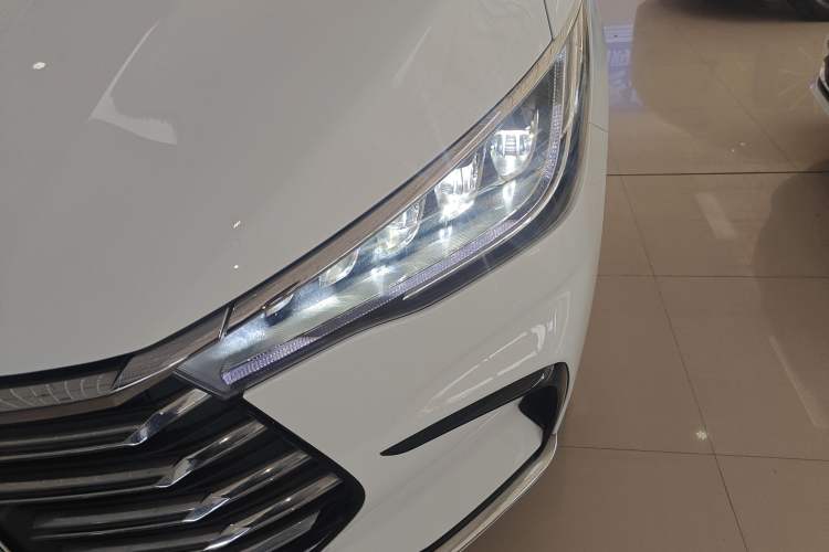 Used BYD Song MAX New Energy 2022 DM-i 105KM Flagship Model Left Front Headlight