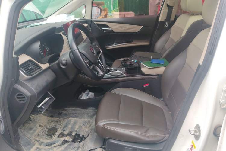 Used BYD Song MAX New Energy 2022 DM-i 105KM Flagship Model Left Front Seat