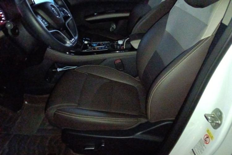 Used BYD Song MAX New Energy 2022 DM-i 105KM Flagship Model Left Front Seat