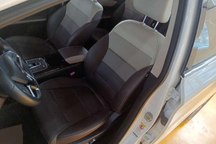 Used BYD Song MAX New Energy 2022 DM-i 105KM Executive Edition Left Front Seat