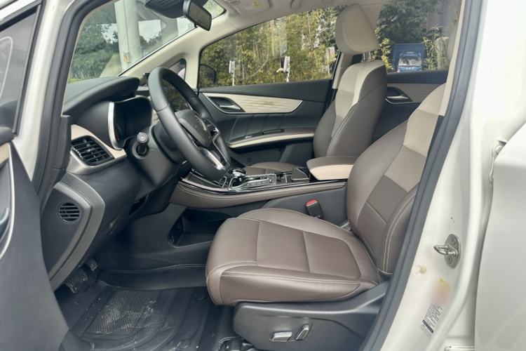 Used BYD Song MAX New Energy 2022 DM-i 105KM Executive Edition Left Front Seat