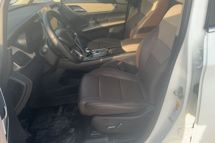 Used BYD Song MAX New Energy 2022 DM-i 105KM Flagship Model Left Front Seat