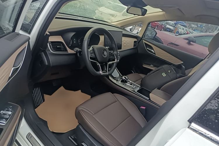 Used BYD Song MAX New Energy 2022 DM-i 105KM Flagship Model Left Front Seat