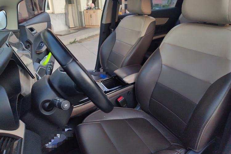 Used BYD Song MAX New Energy 2022 DM-i 105KM Prestige Model Left Front Seat