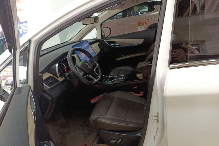Used BYD Song MAX New Energy 2022 DM-i 105KM Executive Edition Left Front Seat