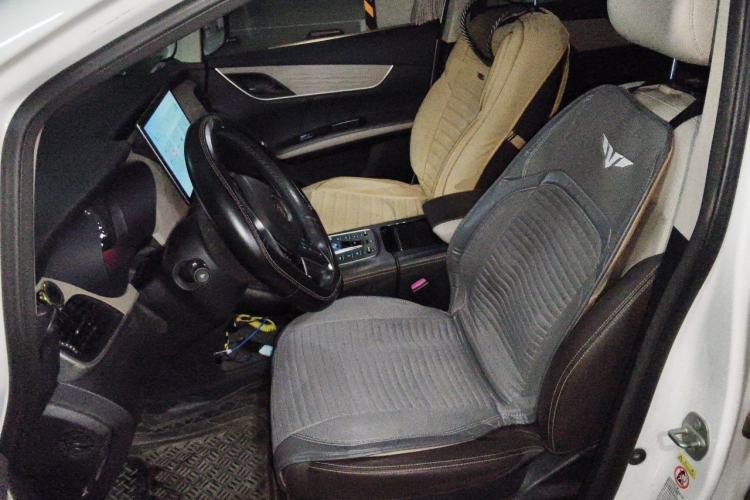 Used BYD Song MAX New Energy 2022 DM-i 105KM Flagship Model Left Front Seat