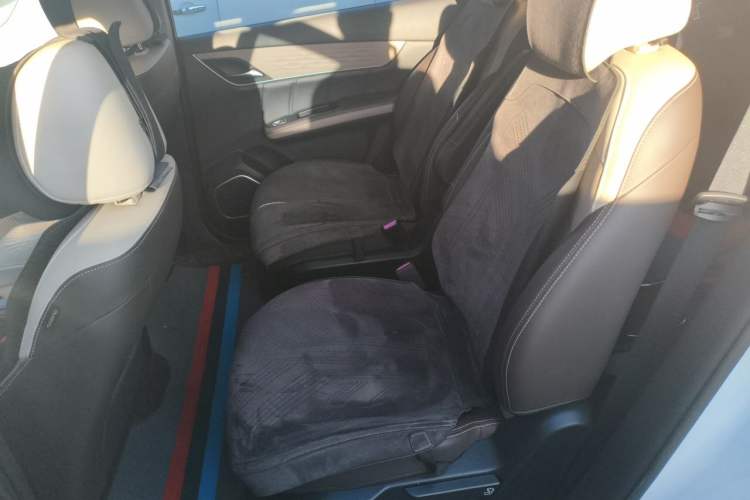 Used BYD Song MAX New Energy 2022 DM-i 105KM Executive Edition Left Rear Seat