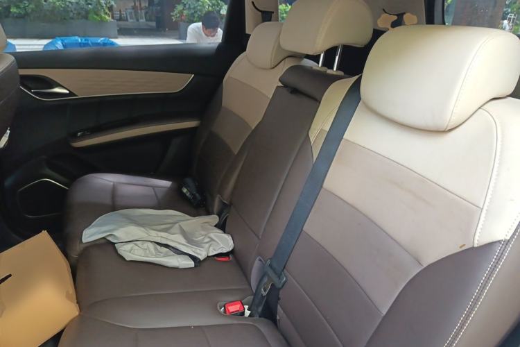 Used BYD Song MAX New Energy 2022 DM-i 105KM Prestige Model Left Rear Seat