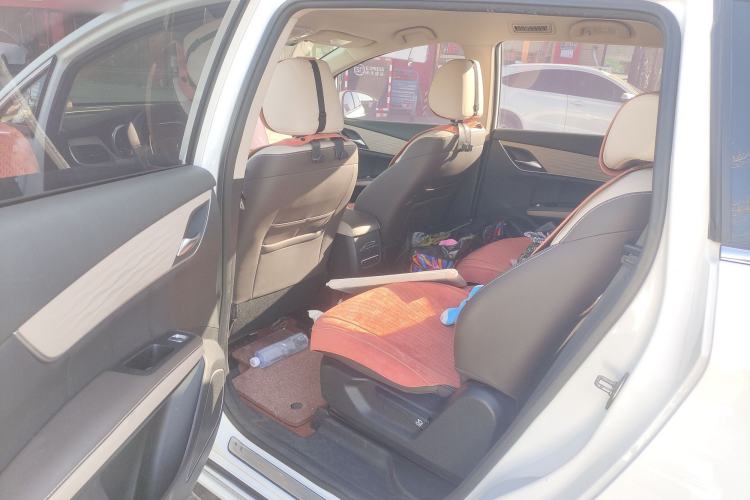 Used BYD Song MAX New Energy 2022 DM-i 105KM Executive Edition Left Rear Seat