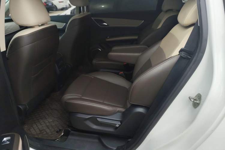 Used BYD Song MAX New Energy 2022 DM-i 105KM Executive Edition Left Rear Seat