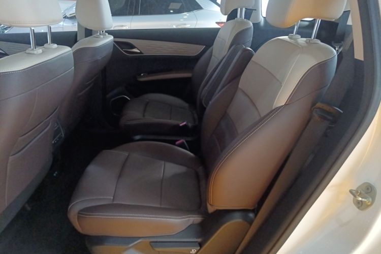 Used BYD Song MAX New Energy 2022 DM-i 105KM Executive Edition Left Rear Seat