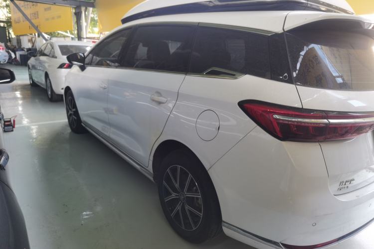 Used BYD Song MAX New Energy 2022 DM-i 105KM Executive Edition Left Side