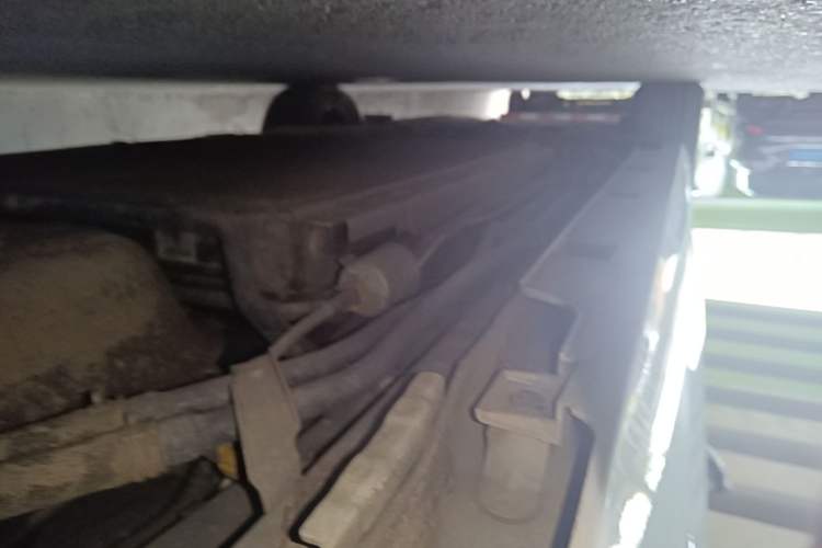 Used BYD Song MAX New Energy 2022 DM-i 105KM Executive Edition Left Side Sill