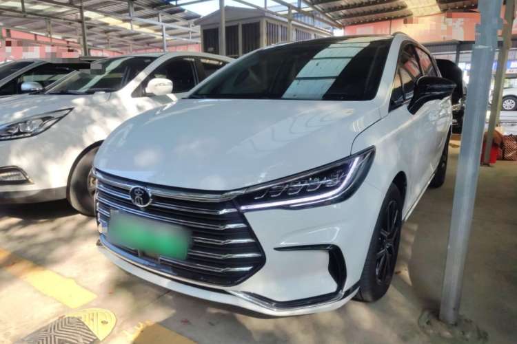 Used BYD Song MAX New Energy 2022 DM-i 105KM Flagship Model Left Side