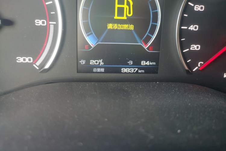 Used BYD Song MAX New Energy 2022 DM-i 105KM Prestige Model Odometer Close Up