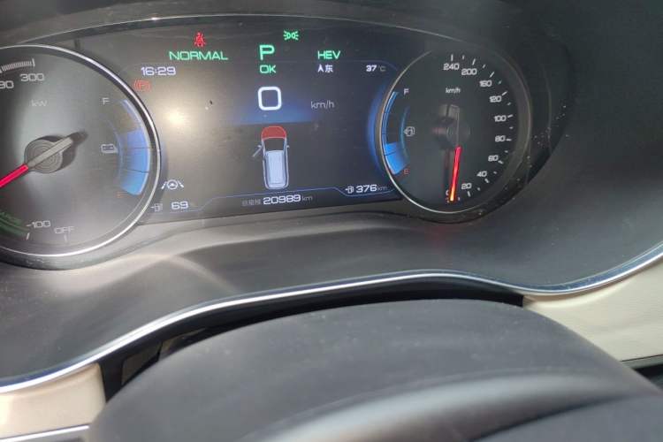 Used BYD Song MAX New Energy 2022 DM-i 105KM Executive Edition Odometer Close Up