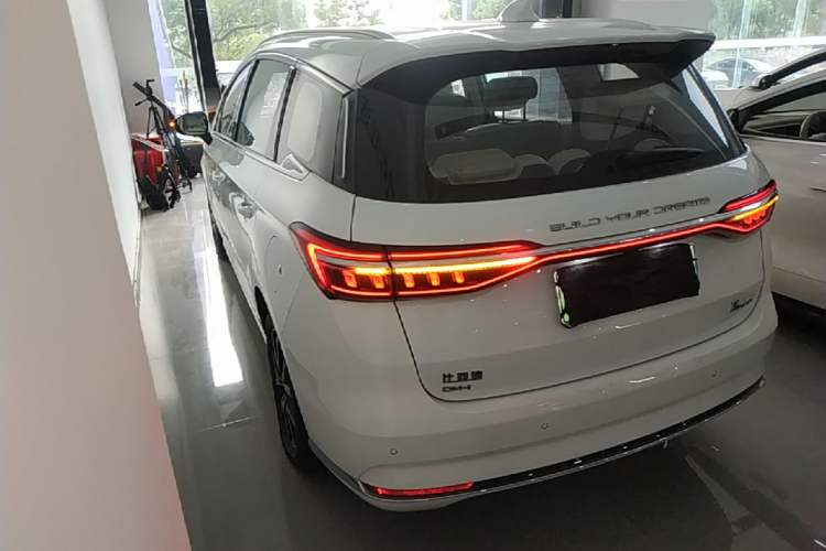 Used BYD Song MAX New Energy 2022 DM-i 105KM Flagship Model Rear Left 45 Deg