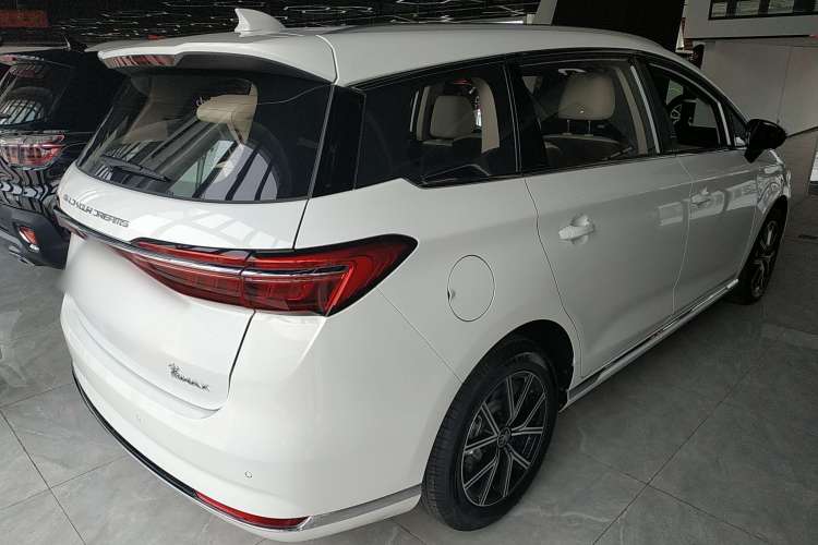 Used BYD Song MAX New Energy 2022 DM-i 105KM Flagship Model Rear Right 45 Deg
