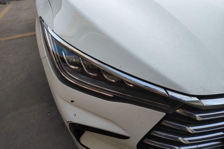 Used BYD Song MAX New Energy 2022 DM-i 105KM Prestige Model Right Front Headlight
