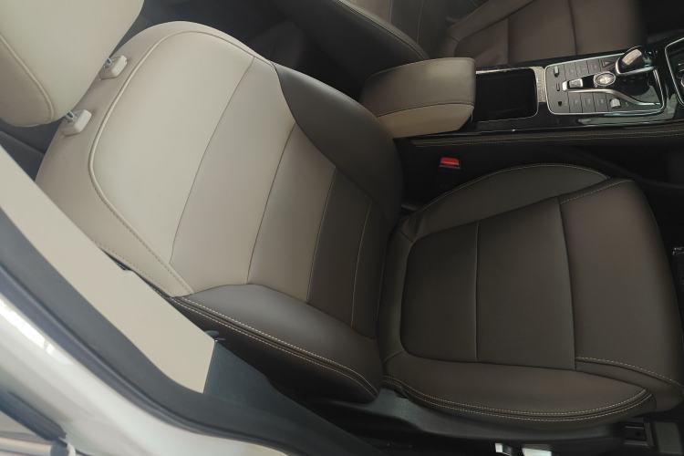 Used BYD Song MAX New Energy 2022 DM-i 105KM Flagship Model Right Front Seat