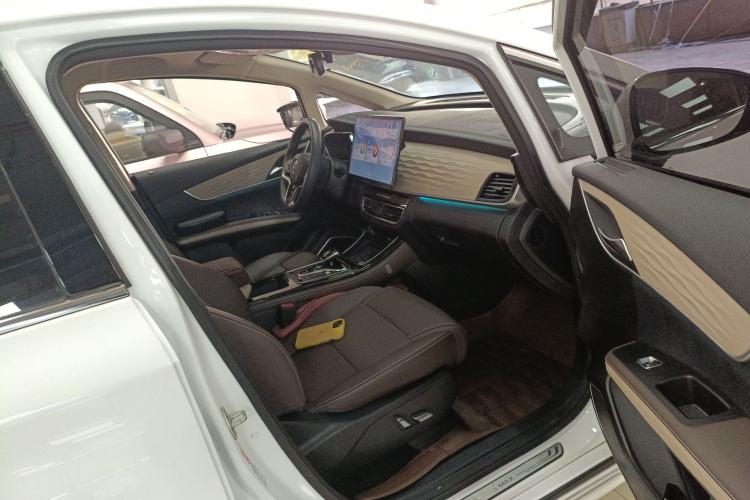 Used BYD Song MAX New Energy 2022 DM-i 105KM Executive Edition Right Front Seat