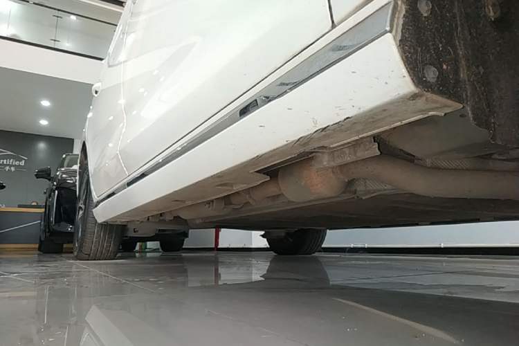 Used BYD Song MAX New Energy 2022 DM-i 105KM Flagship Model Right Side Sill