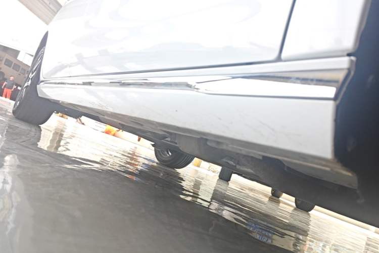 Used BYD Song MAX New Energy 2022 DM-i 105KM Executive Edition Right Side Sill