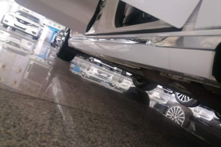 Used BYD Song MAX New Energy 2022 DM-i 105KM Executive Edition Right Side Sill