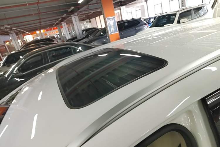 Used BYD Song MAX New Energy 2022 DM-i 105KM Prestige Model Roof