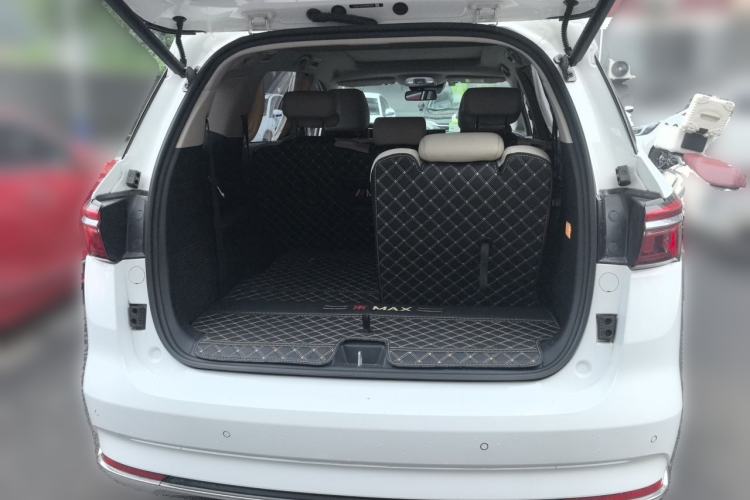 Used BYD Song MAX New Energy 2022 DM-i 105KM Flagship Model Trunk