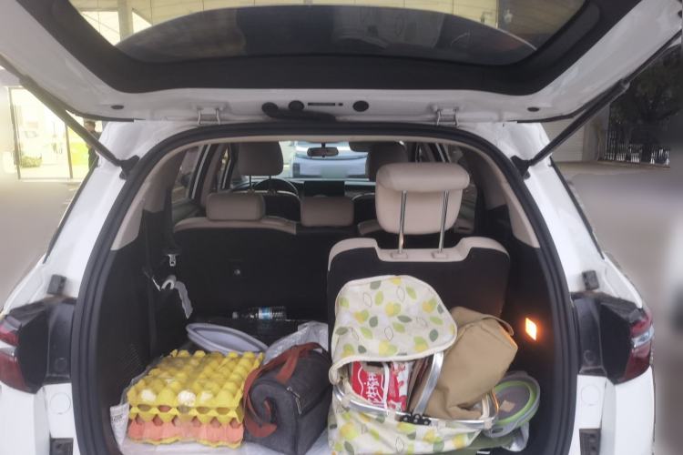 Used BYD Song MAX New Energy 2022 DM-i 105KM Prestige Model Trunk