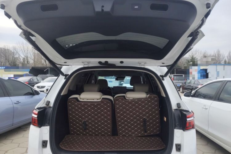 Used BYD Song MAX New Energy 2022 DM-i 105KM Executive Edition Trunk