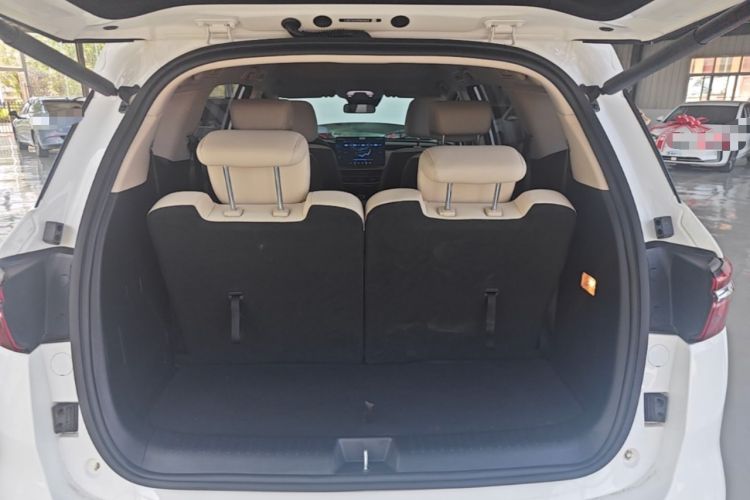 Used BYD Song MAX New Energy 2022 DM-i 105KM Executive Edition Trunk