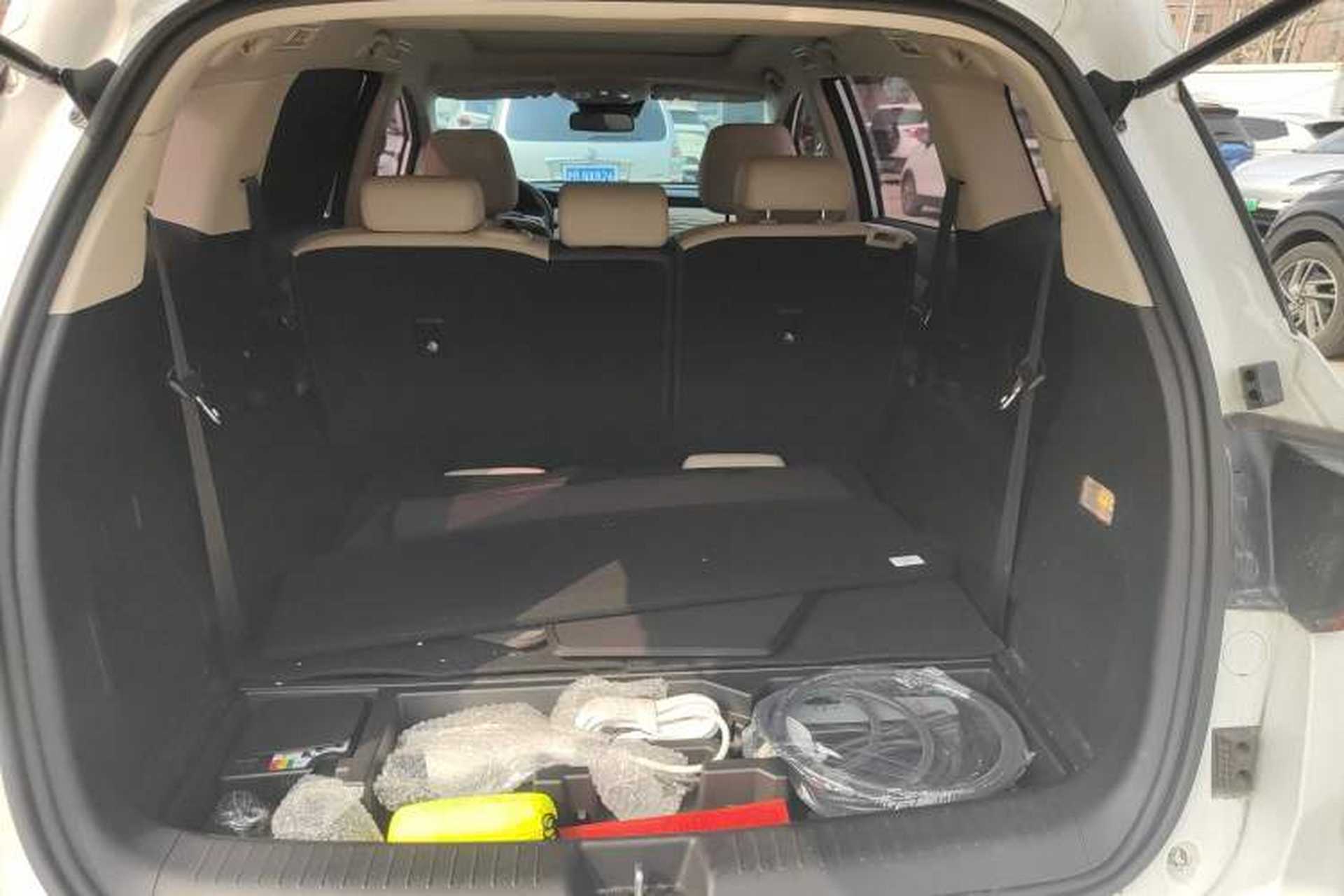 Used BYD Song MAX New Energy 2022 DM-i 105KM Flagship Model Trunk