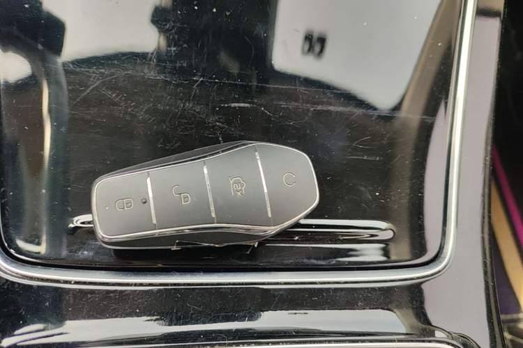 Used BYD Song MAX New Energy 2022 DM-i 105KM Flagship Model Vehicle Key