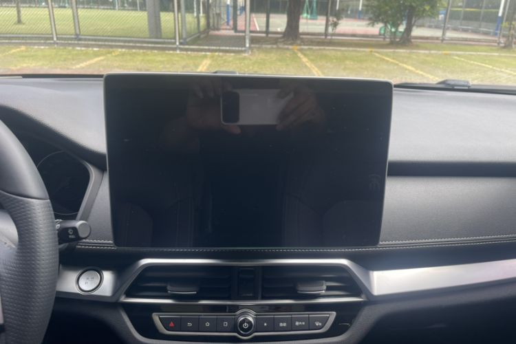 Used BYD Song New Energy 2019 Song DM 1.5TID Smart Connect Dynamic Model Audio And AC Panel