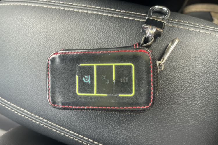 Used BYD Song New Energy 2019 Song DM 1.5TID Smart Connect Dynamic Model Interior 1