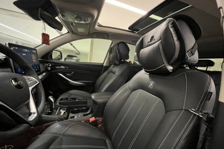 Used BYD Song New Energy 2019 Song DM 1.5TID Smart Connect Dynamic Model Interior 6