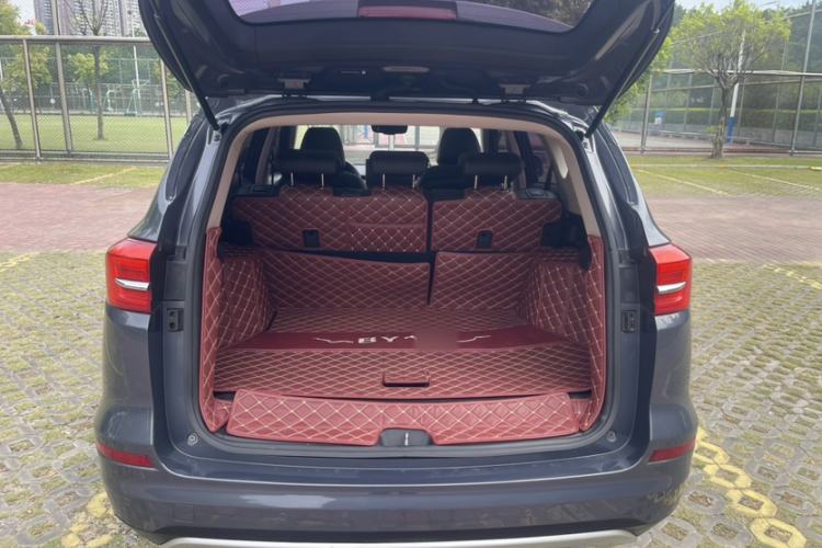 Used BYD Song New Energy 2019 Song DM 1.5TID Smart Connect Dynamic Model Trunk
