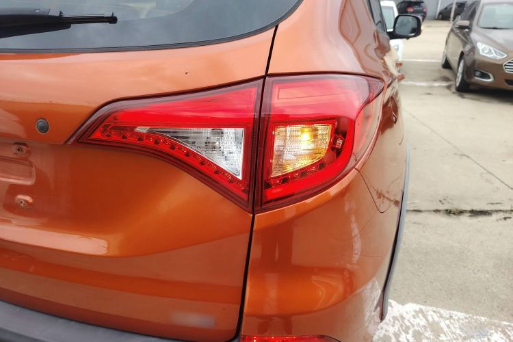 Used BYD Song New Energy 2017 Song DM 1.5TID All-Wheel Drive Luxury Model Exterior 1