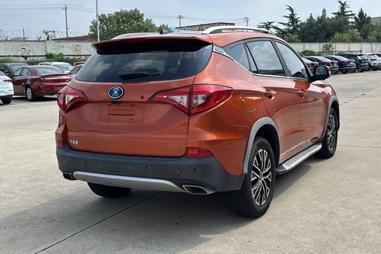 Used BYD Song New Energy 2017 Song DM 1.5TID All-Wheel Drive Luxury Model Exterior 10